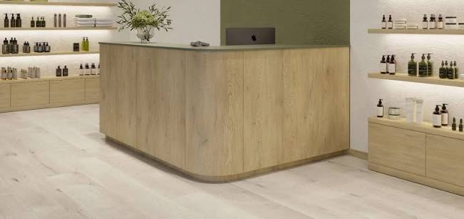 Rocko Wide Plank Silent
